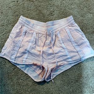 Size medium Arie shorts